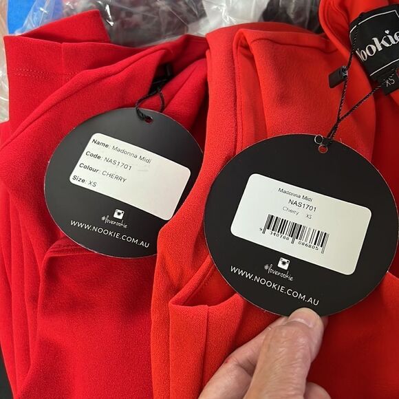 Madonna Midi - Picture 7 of 7